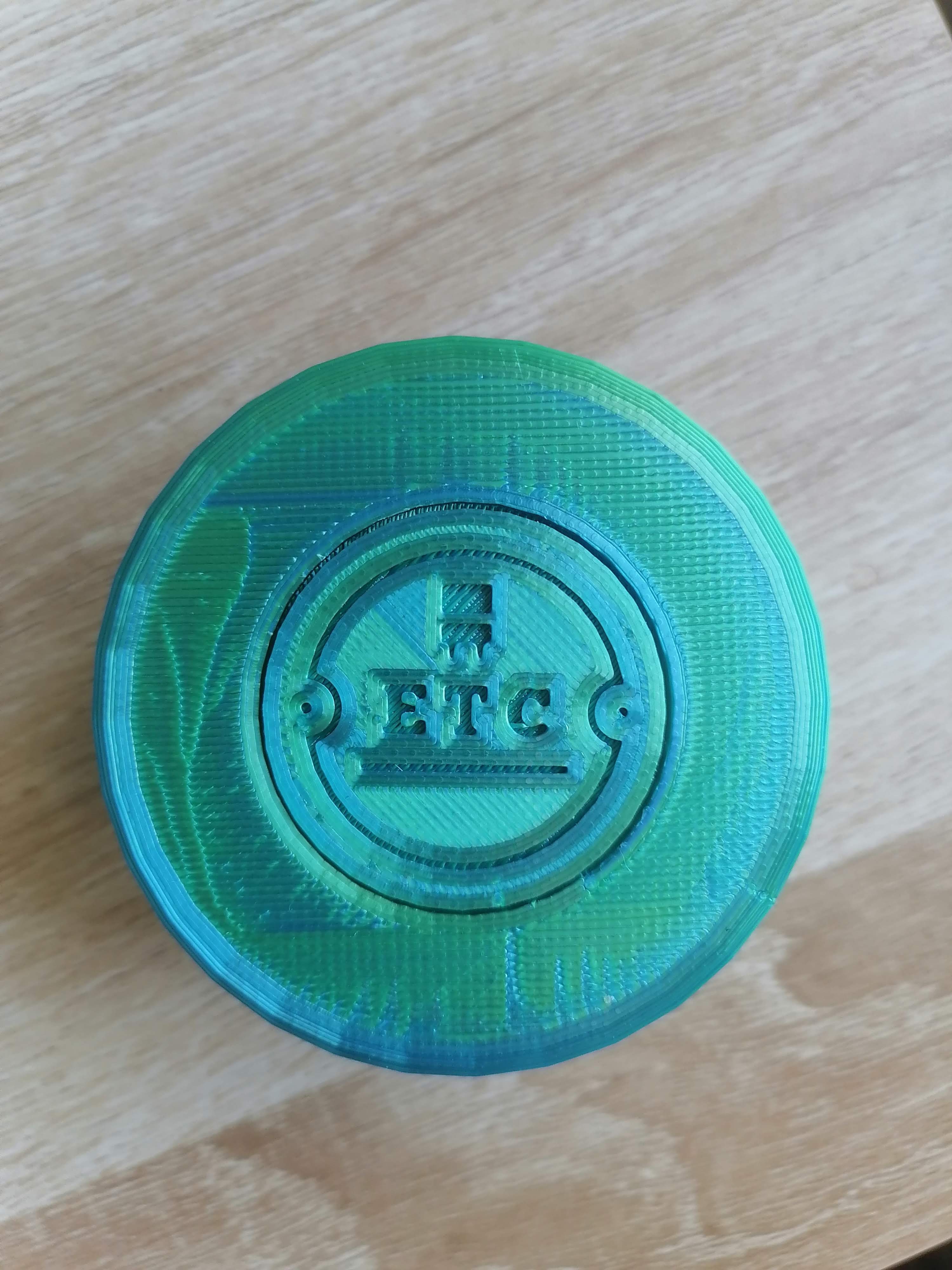 Range cable vu sur le logo